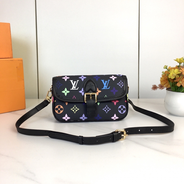 ルイヴィトンバッグ背面デザイン